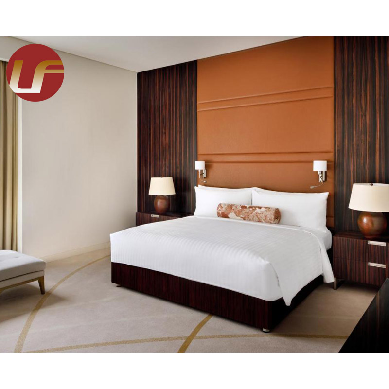 Conjunto de muebles de dormitorio de hotel con acabado de chapa de apariencia natural